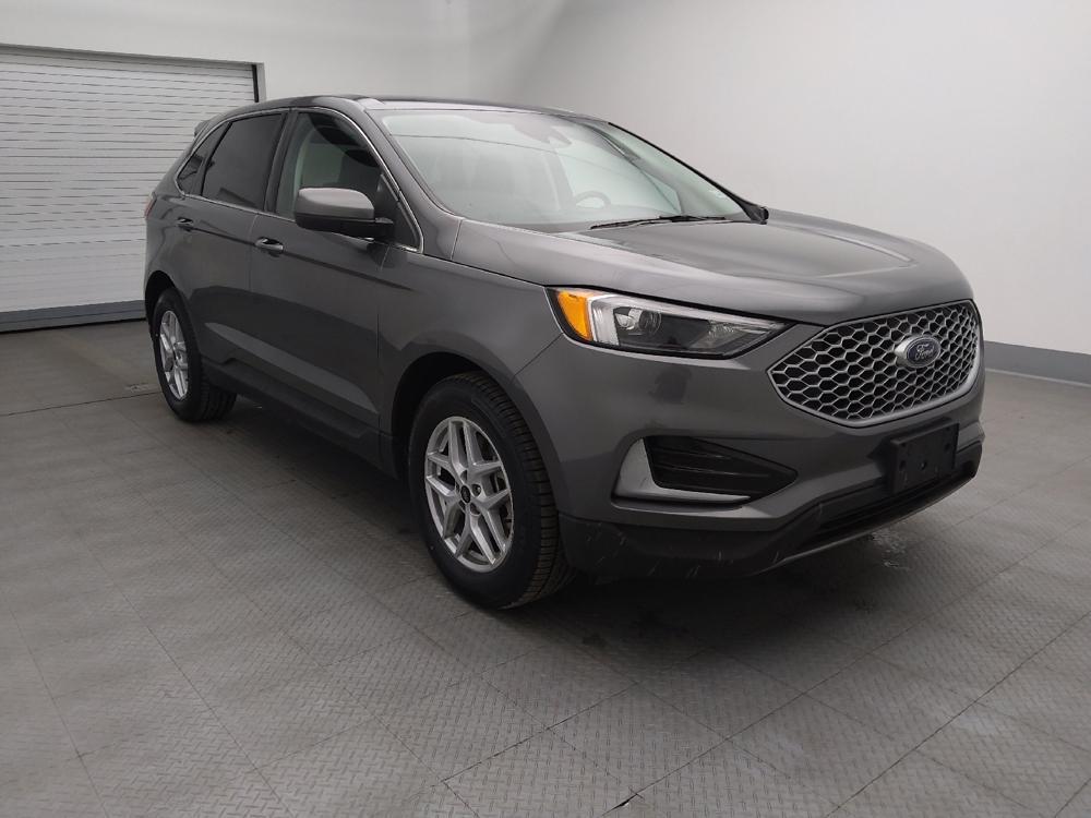 used 2024 Ford Edge car, priced at $25,395