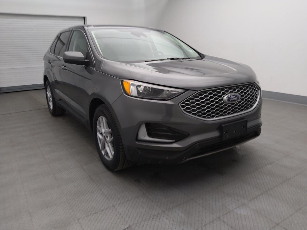 used 2024 Ford Edge car, priced at $25,395