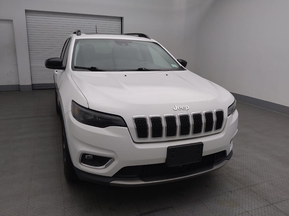 used 2022 Jeep Cherokee car, priced at $25,995