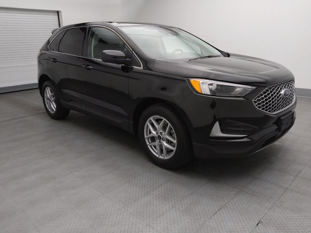 used 2024 Ford Edge car, priced at $26,995
