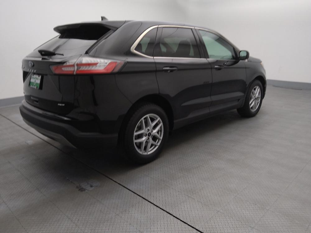 used 2024 Ford Edge car, priced at $26,995