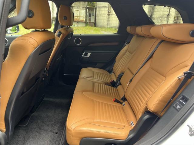 used 2018 Land Rover Discovery car, priced at $21,999