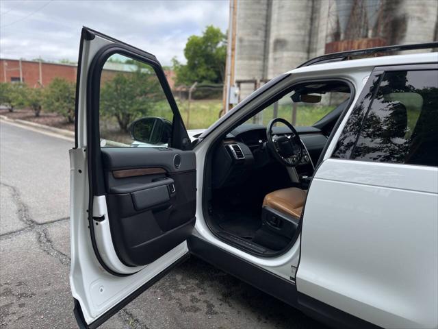 used 2018 Land Rover Discovery car, priced at $21,999