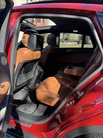 used 2018 Mercedes-Benz AMG GLE 43 car, priced at $32,777