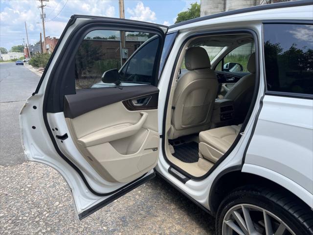 used 2019 Audi Q7 car, priced at $22,999