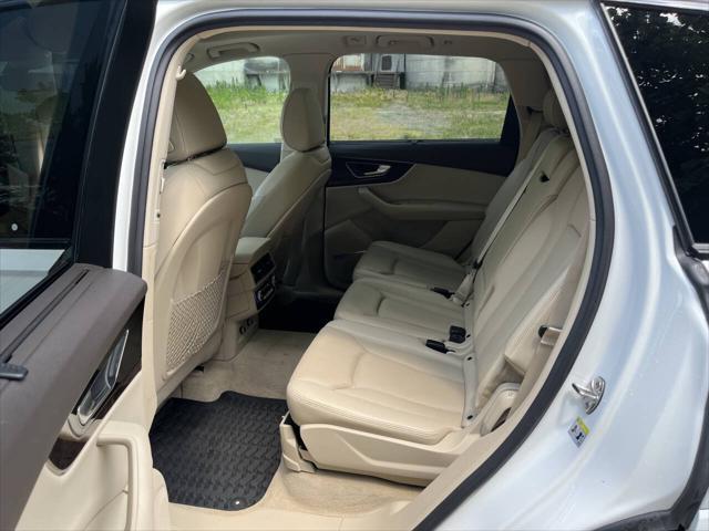 used 2019 Audi Q7 car, priced at $22,999