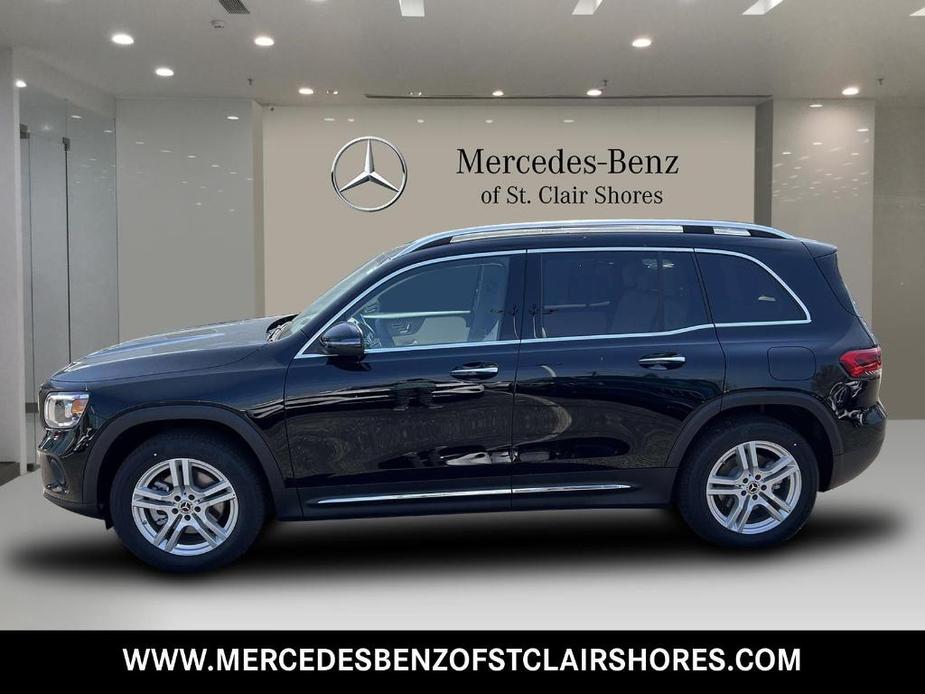 new 2023 Mercedes-Benz GLB 250 car, priced at $48,150