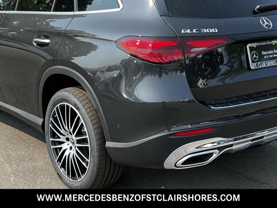 new 2024 Mercedes-Benz GLC 300 car, priced at $58,315