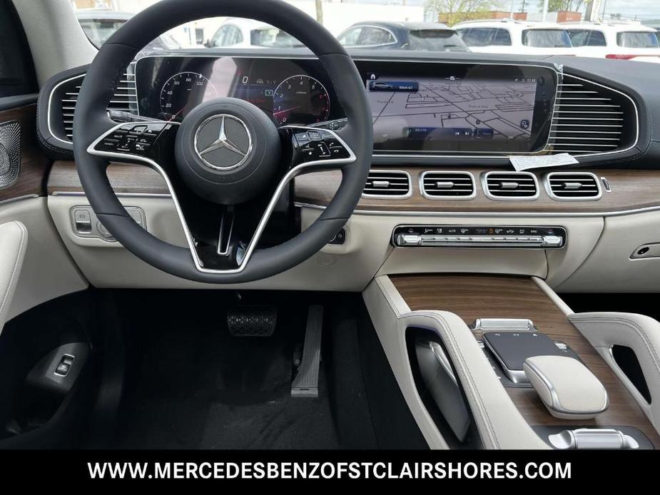 new 2024 Mercedes-Benz GLS 450 car, priced at $90,125