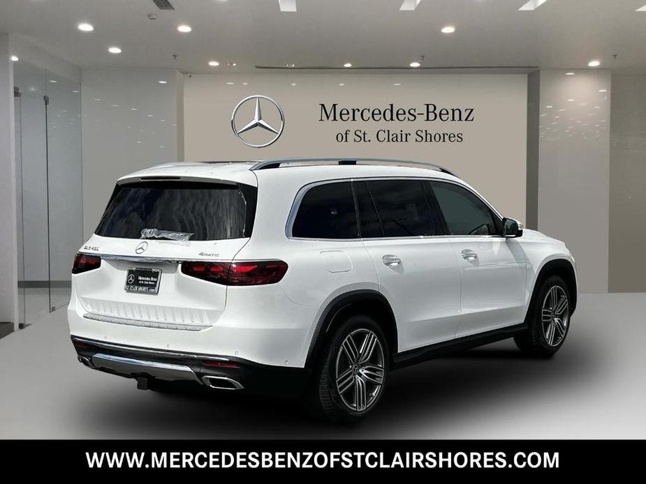 new 2024 Mercedes-Benz GLS 450 car, priced at $90,125