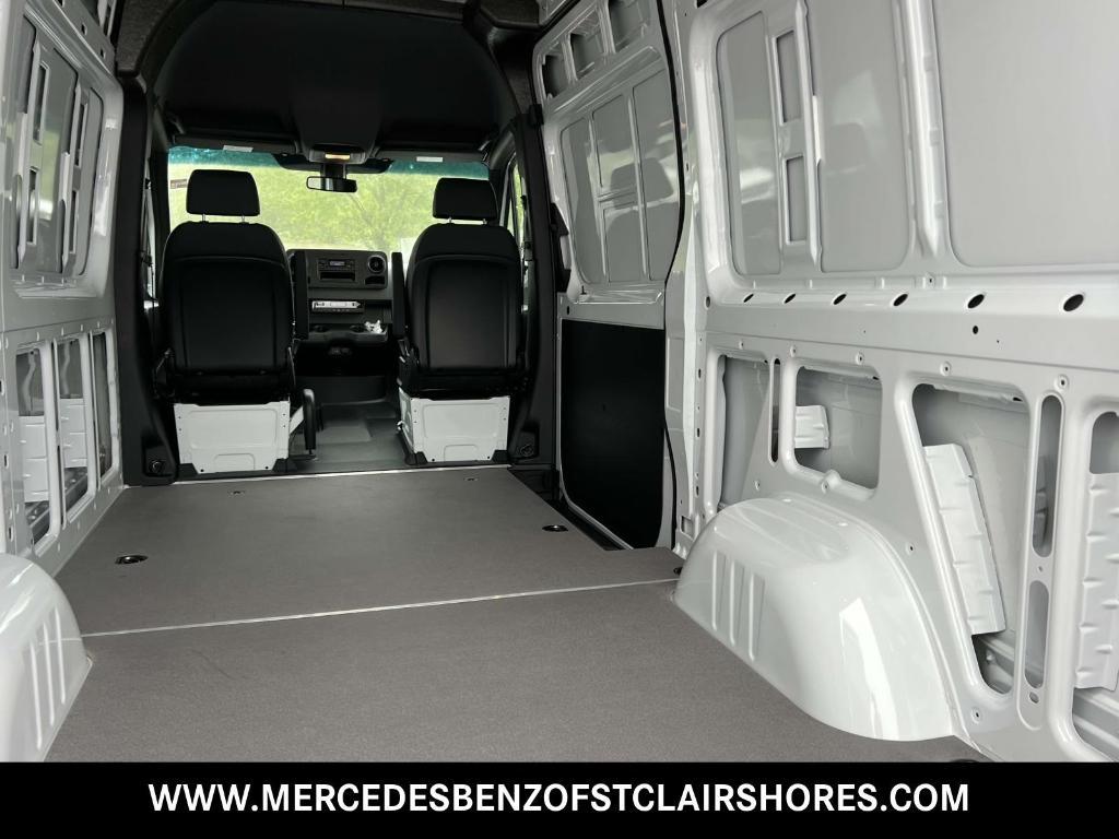 new 2025 Mercedes-Benz Sprinter 2500 car, priced at $58,742