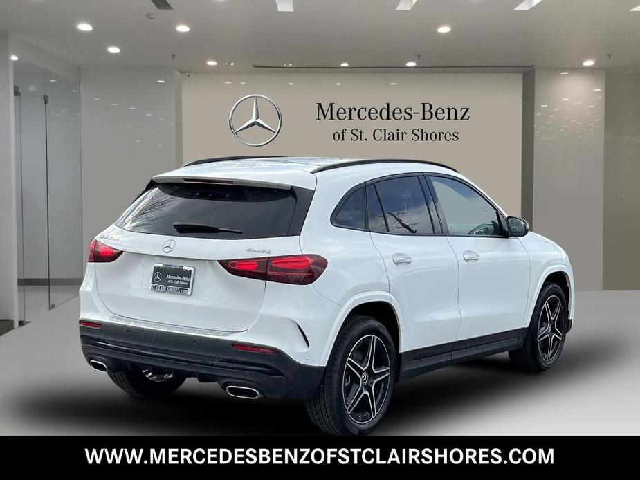 new 2024 Mercedes-Benz GLA 250 car, priced at $51,225