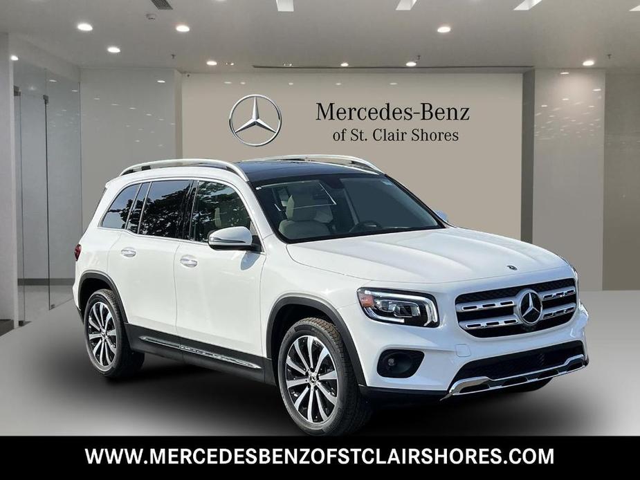 new 2023 Mercedes-Benz GLB 250 car, priced at $49,800