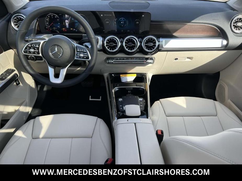 new 2023 Mercedes-Benz GLB 250 car, priced at $49,800