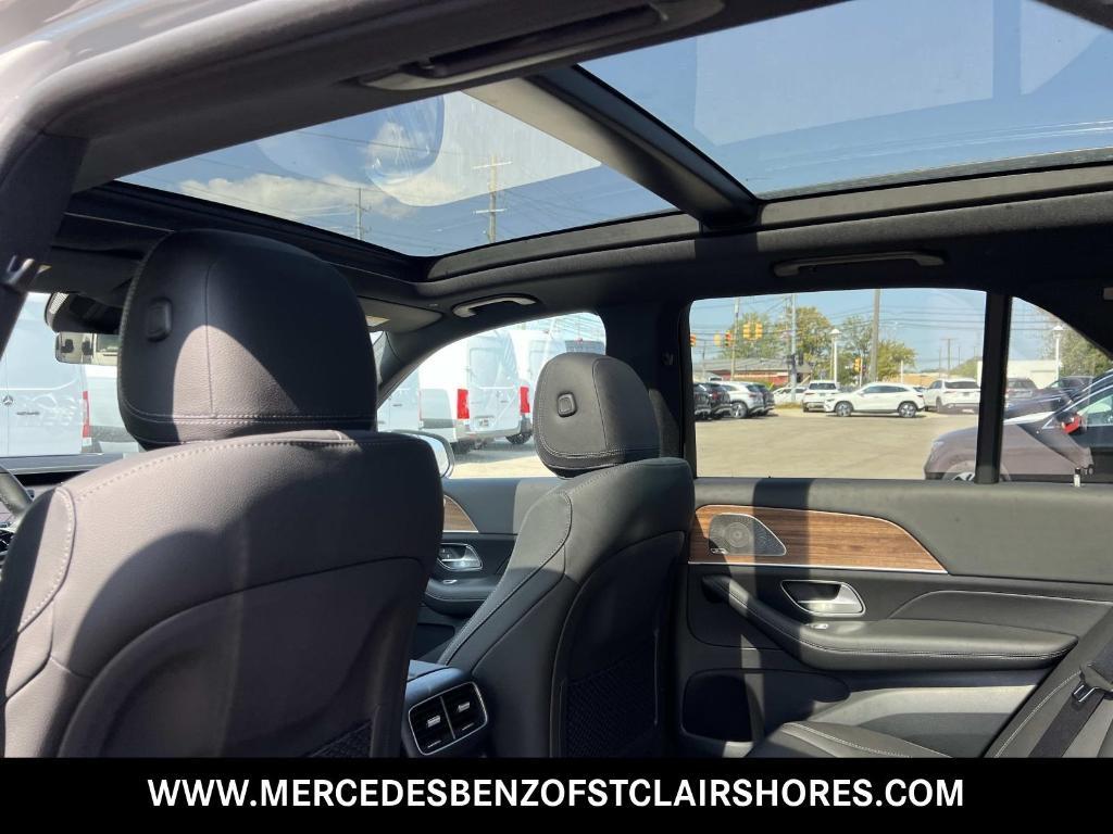 new 2025 Mercedes-Benz GLE 450 car, priced at $84,530