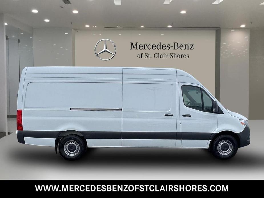 new 2024 Mercedes-Benz Sprinter 2500 car, priced at $61,595