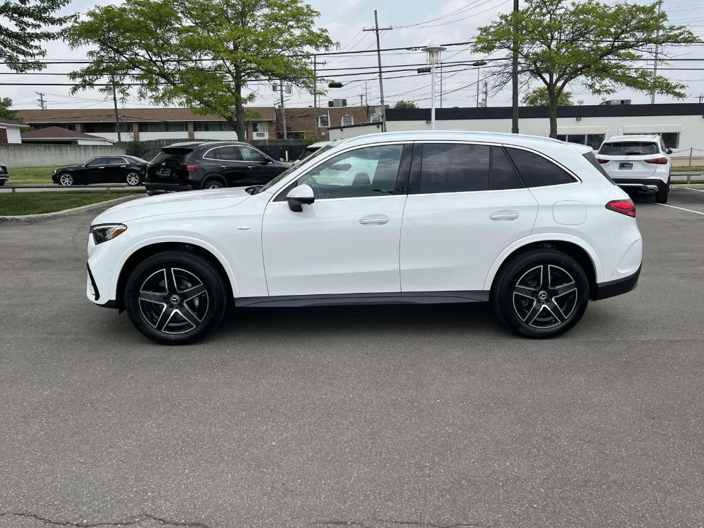 new 2025 Mercedes-Benz GLC 350e car, priced at $66,700
