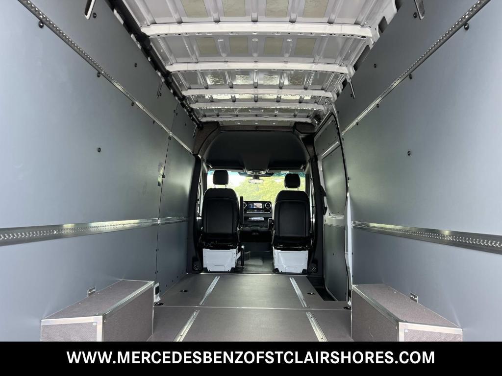 new 2025 Mercedes-Benz Sprinter 2500 car, priced at $71,621