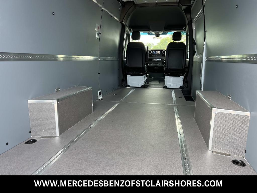 new 2025 Mercedes-Benz Sprinter 2500 car, priced at $71,621
