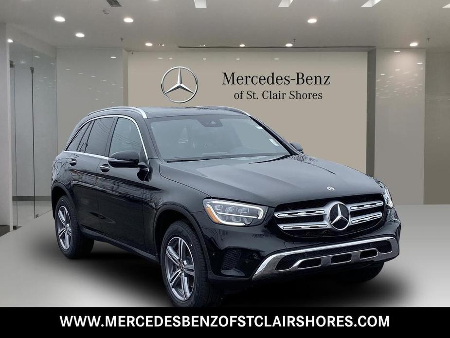 new 2022 Mercedes-Benz GLC 300 car, priced at $50,225