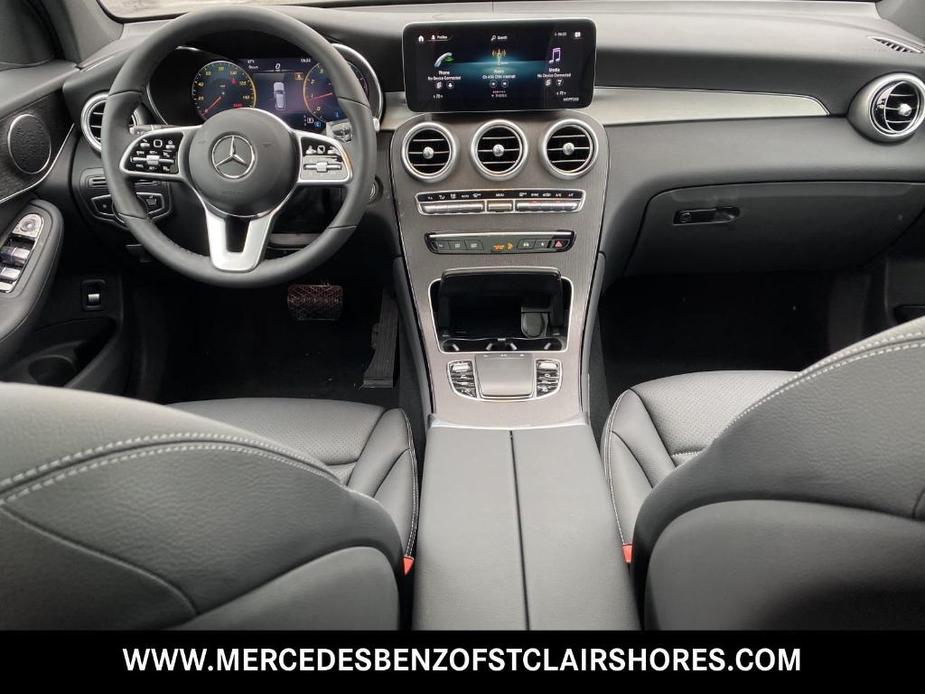 new 2022 Mercedes-Benz GLC 300 car, priced at $50,225