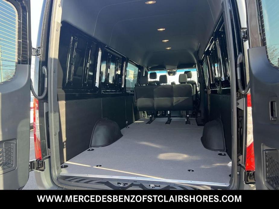 new 2024 Mercedes-Benz Sprinter 2500 car, priced at $72,679