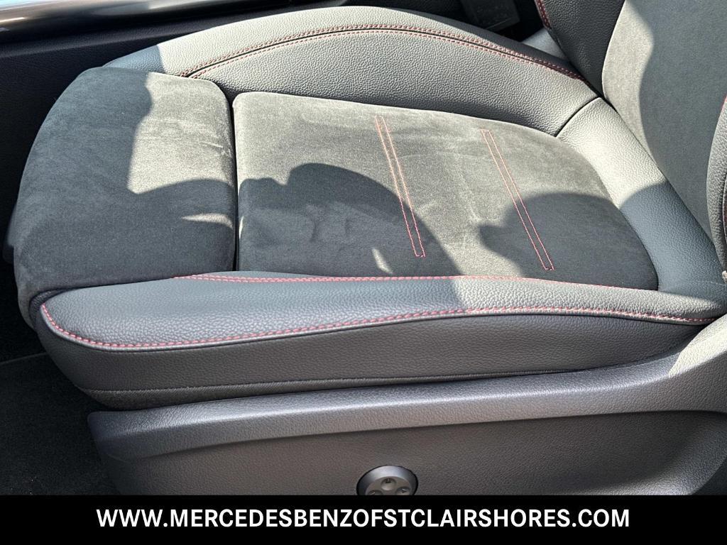 new 2025 Mercedes-Benz GLA 250 car, priced at $53,905