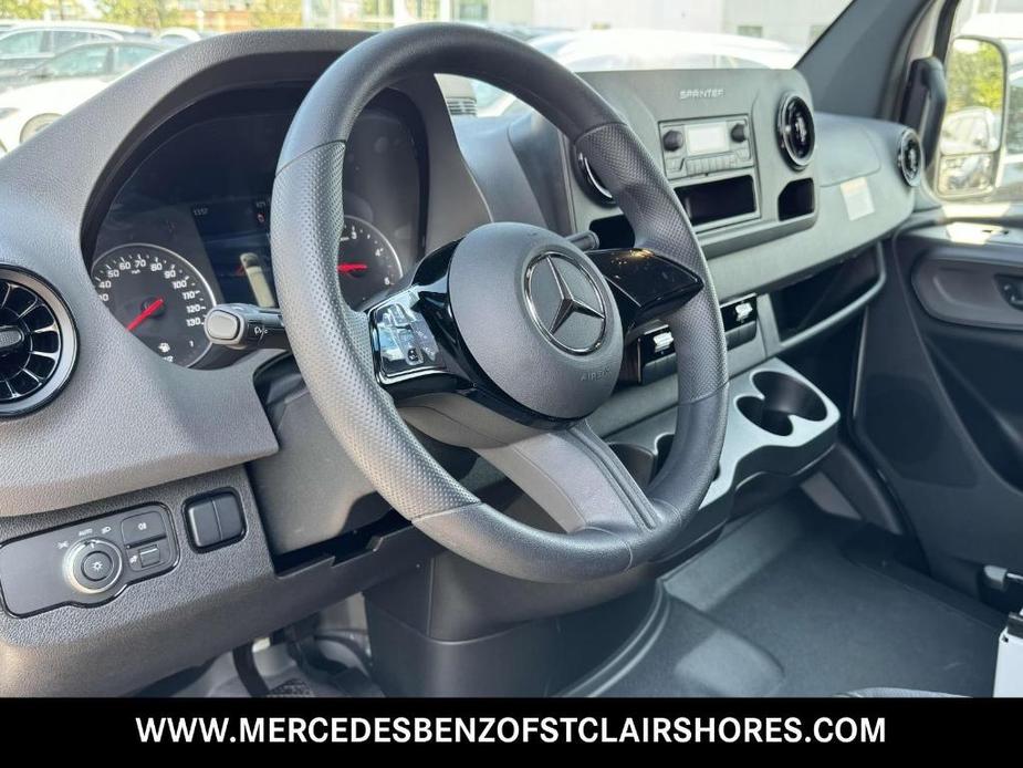 new 2025 Mercedes-Benz Sprinter 2500 car, priced at $61,972