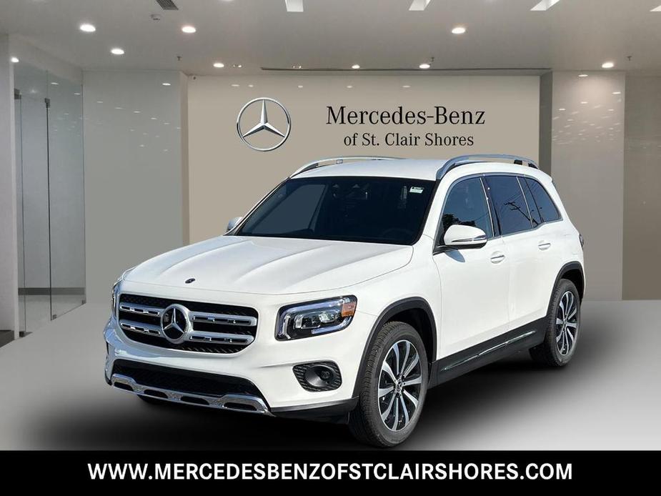 new 2022 Mercedes-Benz GLB 250 car, priced at $47,050