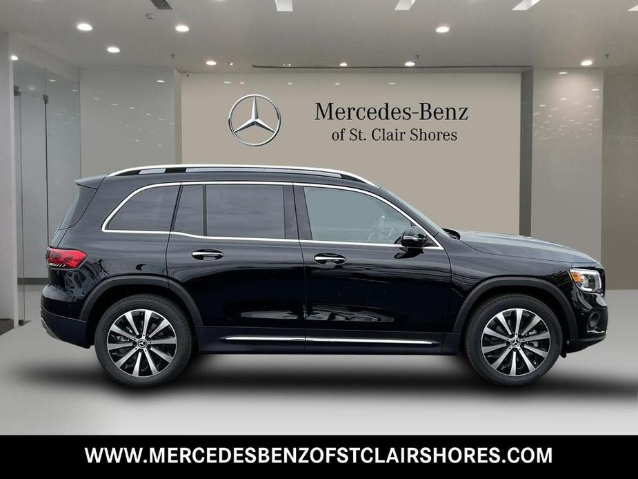 new 2023 Mercedes-Benz GLB 250 car, priced at $50,980