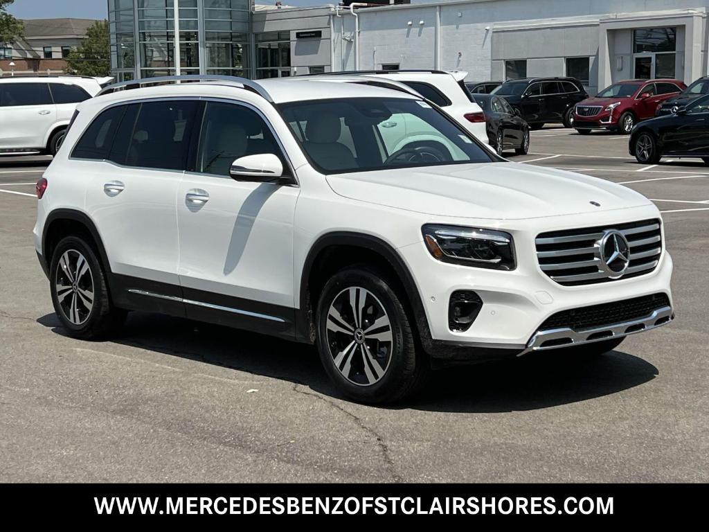 new 2025 Mercedes-Benz GLB 250 car
