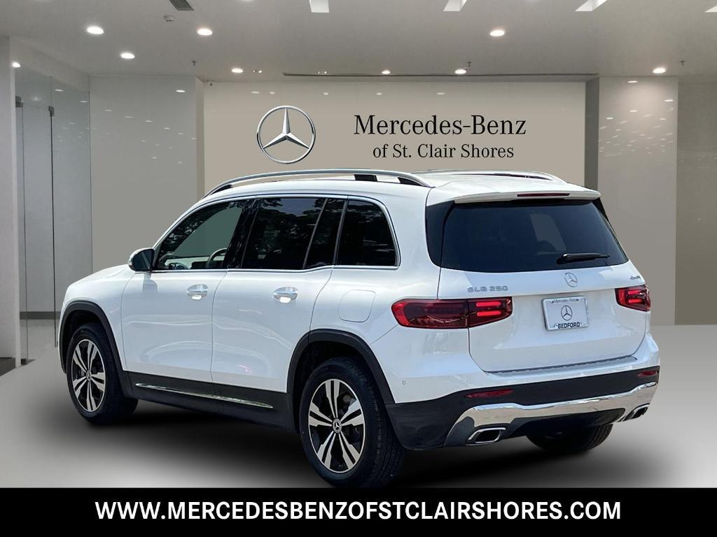 new 2025 Mercedes-Benz GLB 250 car