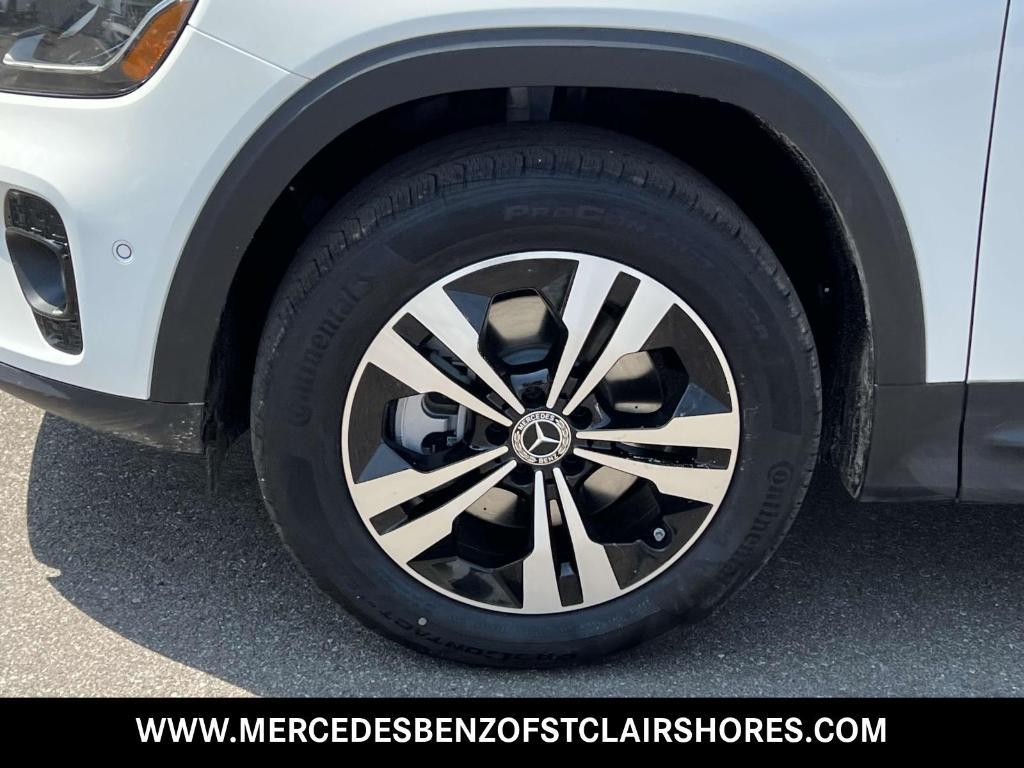 new 2025 Mercedes-Benz GLB 250 car