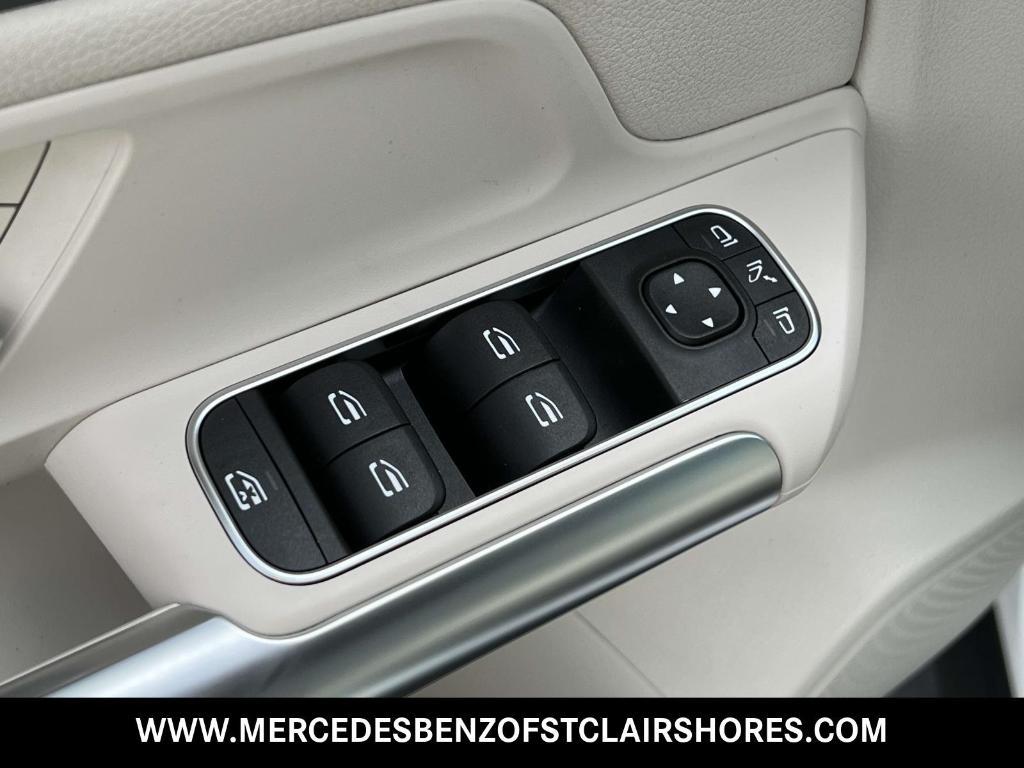 new 2025 Mercedes-Benz GLA 250 car, priced at $46,650