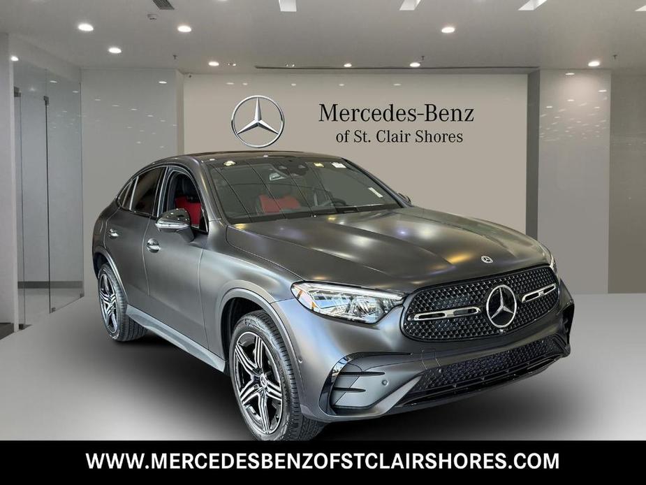 new 2025 Mercedes-Benz GLC 300 car, priced at $73,565