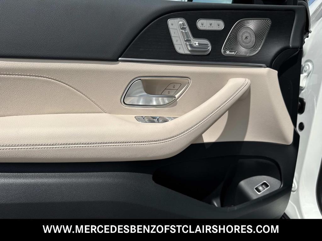 new 2025 Mercedes-Benz GLS 450 car, priced at $97,430