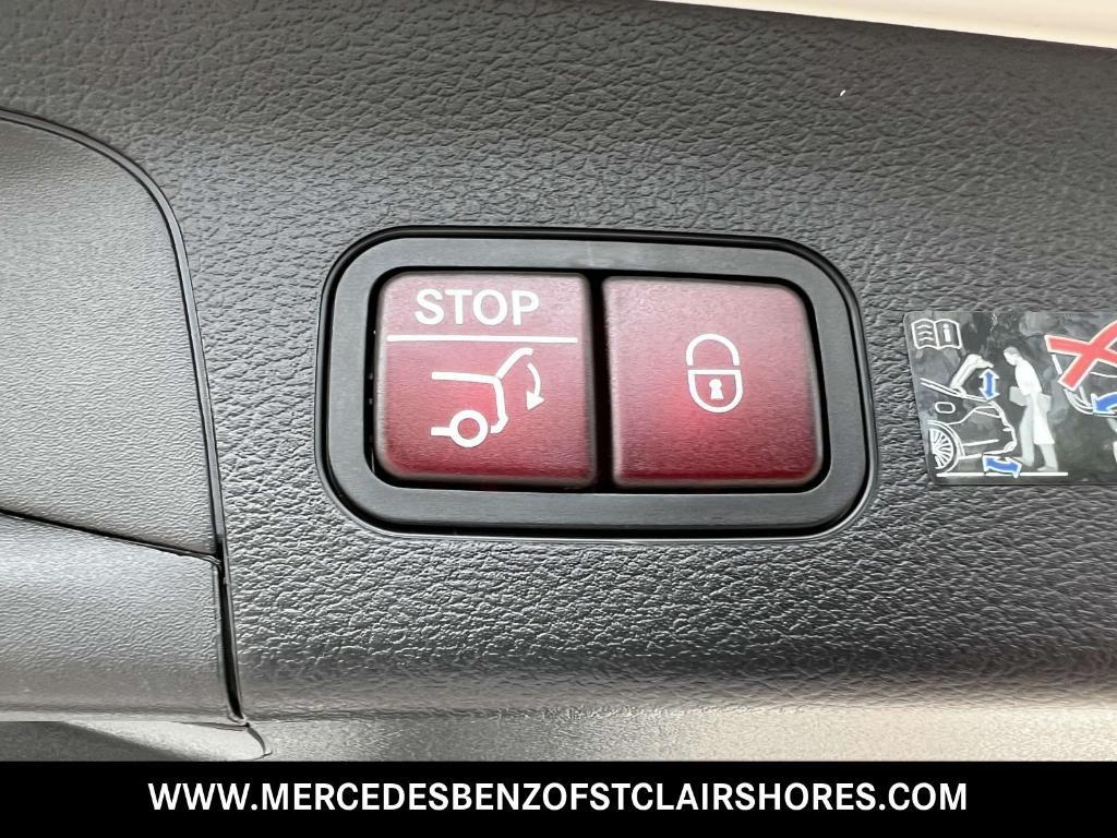 new 2025 Mercedes-Benz GLS 450 car, priced at $97,430