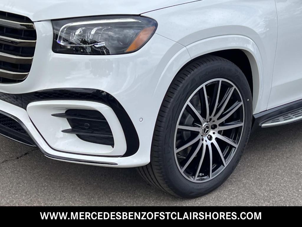 new 2026 Mercedes-Benz GLS 580 car, priced at $122,070