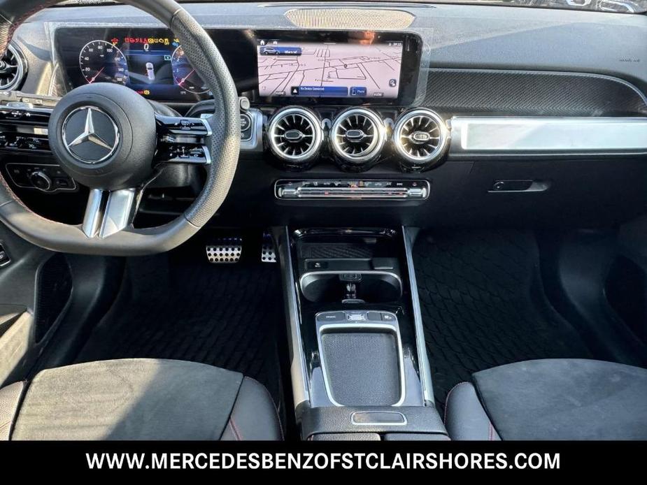 new 2024 Mercedes-Benz GLB 250 car, priced at $54,815