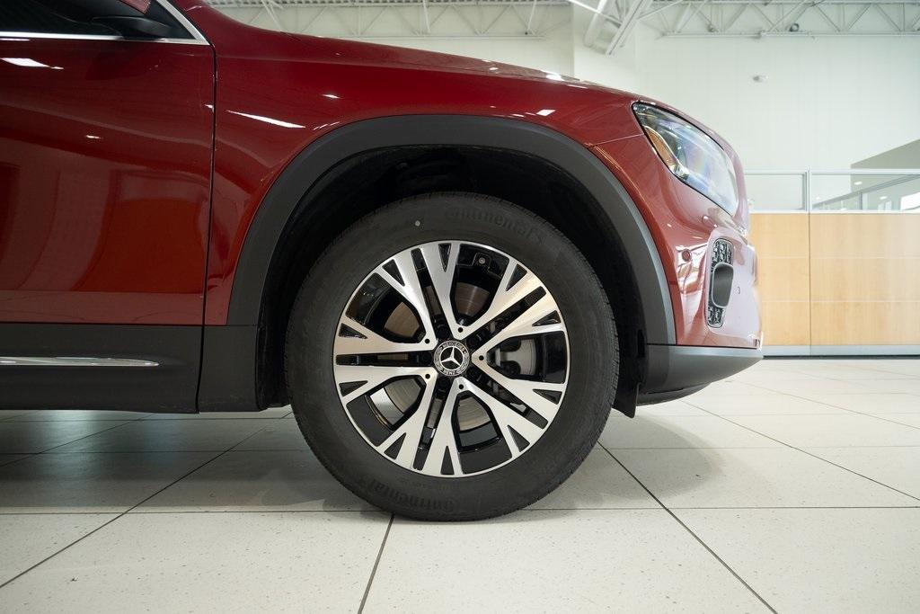 new 2025 Mercedes-Benz GLB 250 car, priced at $47,380