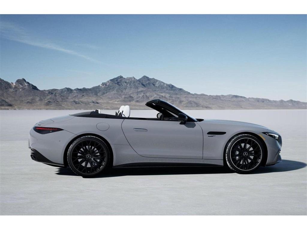 new 2024 Mercedes-Benz AMG SL 43 car, priced at $124,560