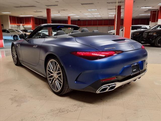 new 2024 Mercedes-Benz AMG SL 43 car, priced at $109,924