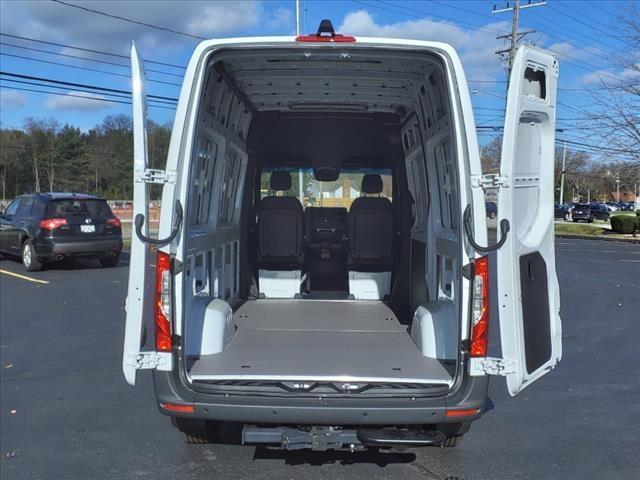 new 2024 Mercedes-Benz Sprinter 2500 car, priced at $62,102