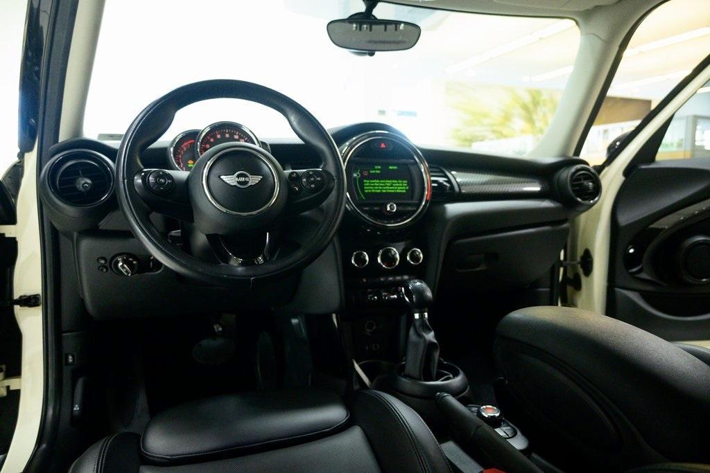 used 2018 MINI Hardtop car, priced at $13,500
