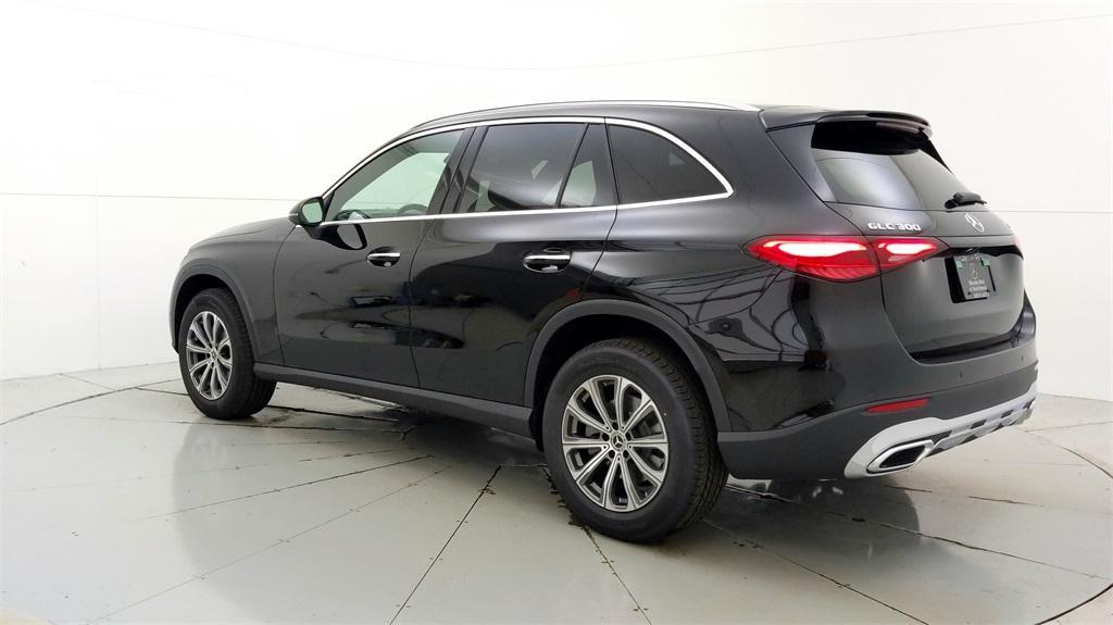 new 2024 Mercedes-Benz GLC 300 car, priced at $50,310