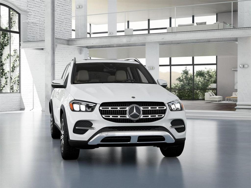 new 2025 Mercedes-Benz GLE 450 car, priced at $69,497