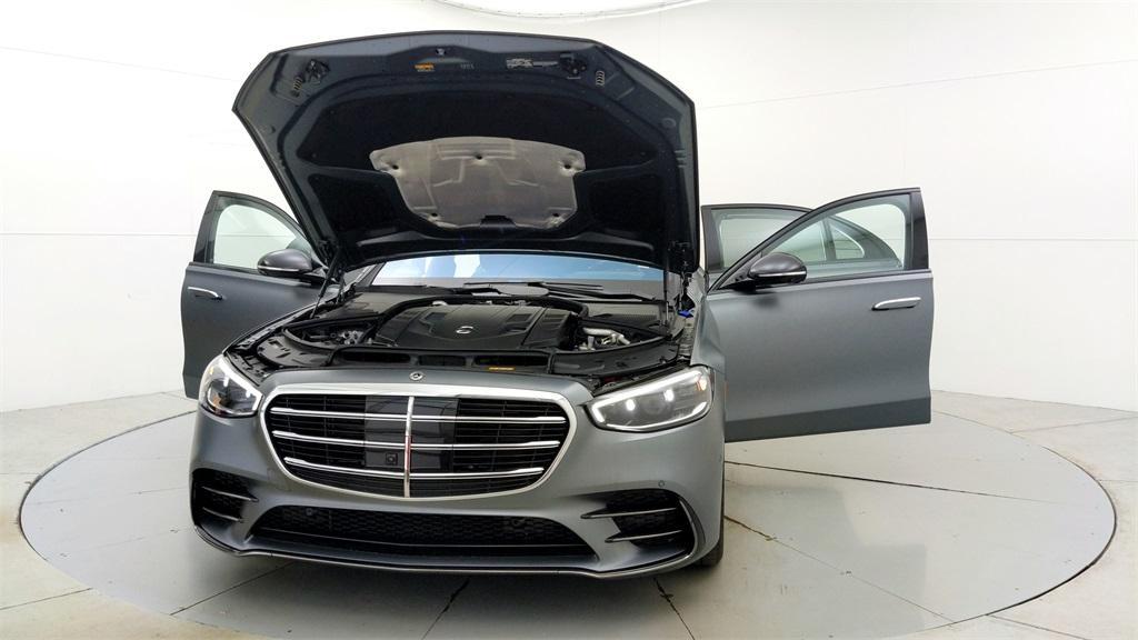 new 2024 Mercedes-Benz S-Class car, priced at $138,535