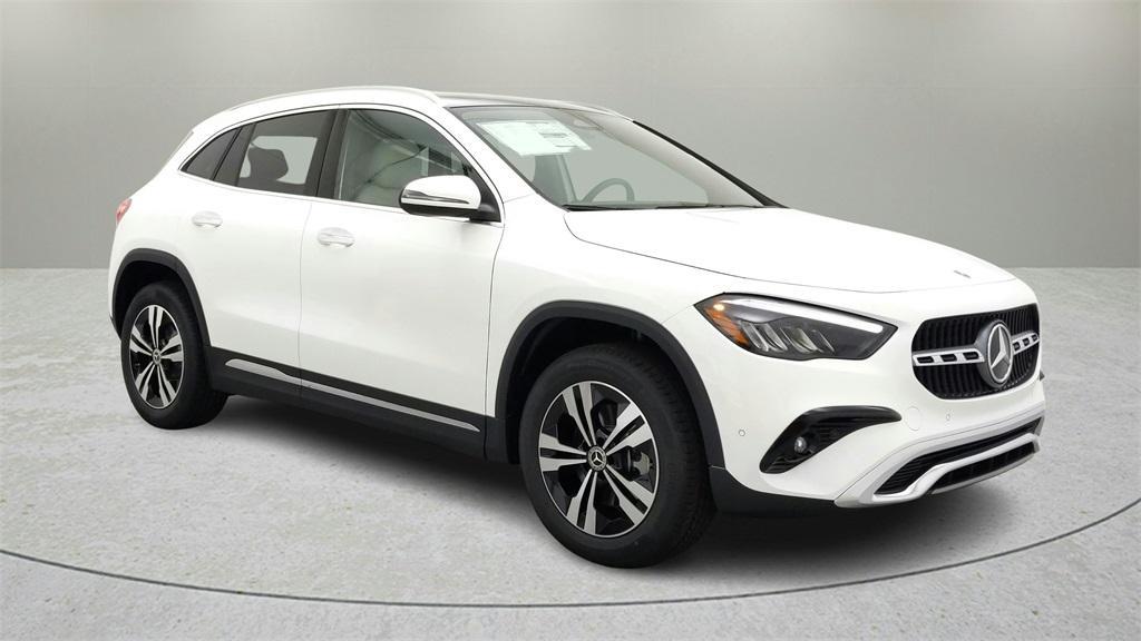 new 2025 Mercedes-Benz GLA 250 car, priced at $47,920