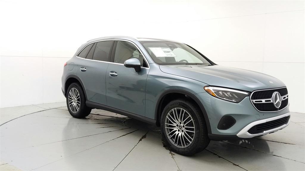 new 2025 Mercedes-Benz GLC 300 car, priced at $55,889