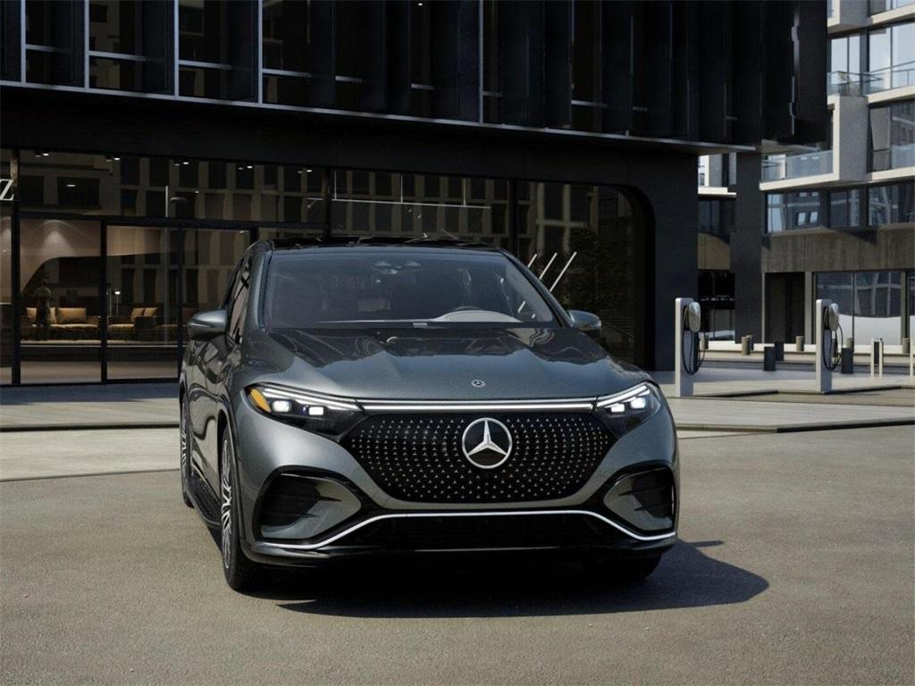 new 2025 Mercedes-Benz EQS 580 car, priced at $103,850